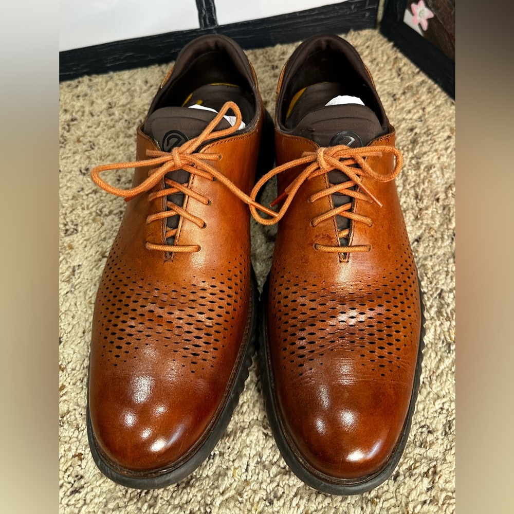 Cole Haan “ZeroGrand”
Very comfortable!